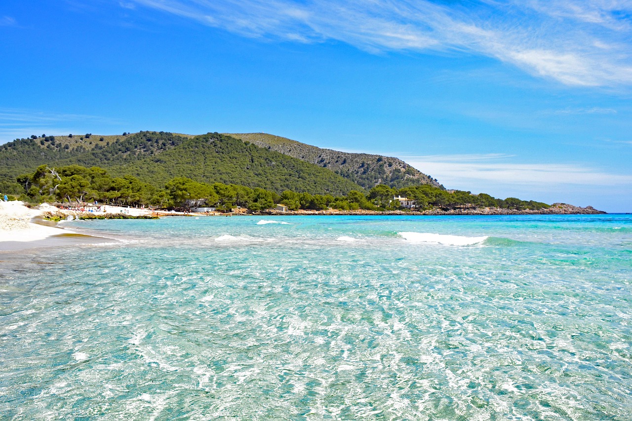 Buche jetzt Deine Reise inkl. Halbpension nach Mallorca*