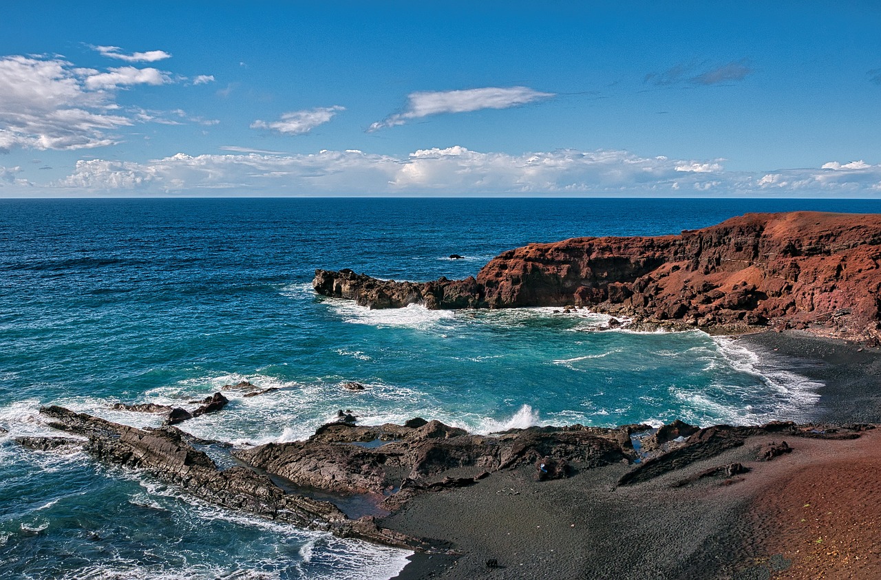 Buche jetzt Deine Reise ab Stuttgart nach Lanzarote*