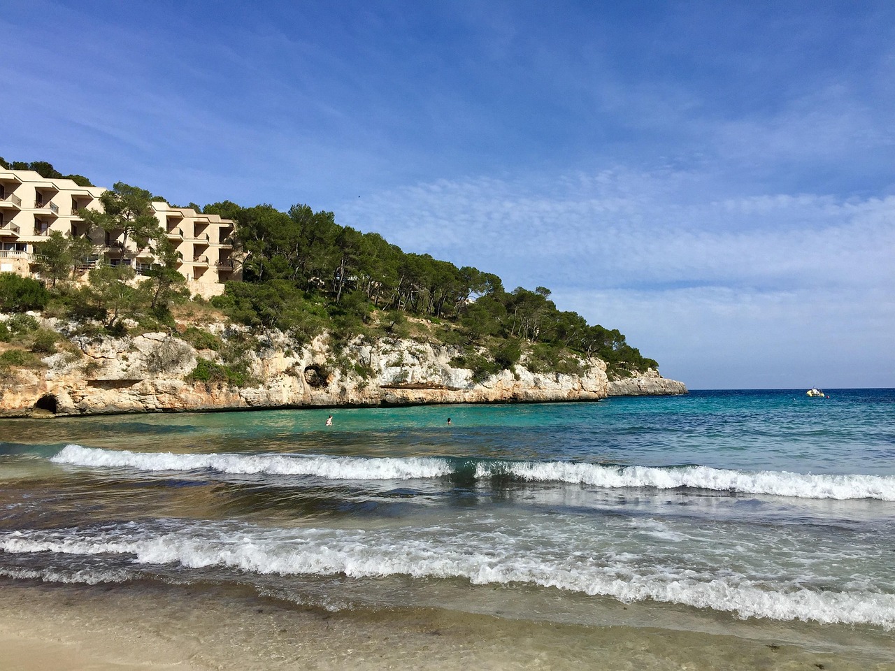 Buche jetzt Deine Reise inkl. Vollpension nach Mallorca