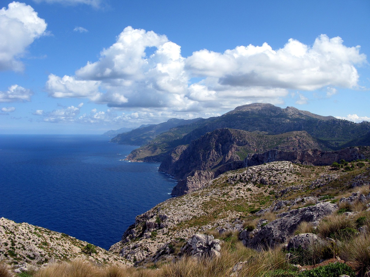 Buche jetzt Deine Reise ohne Verpflegung nach Mallorca*