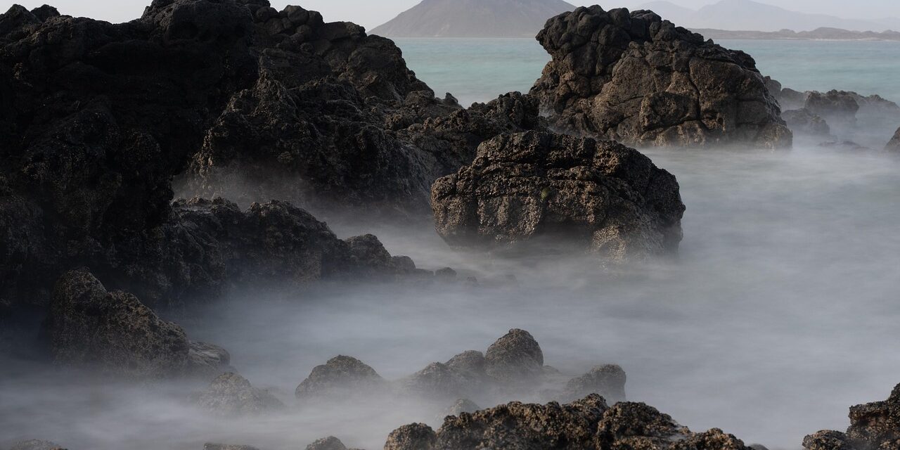 bernhardjaeck-coast-5870088_1280